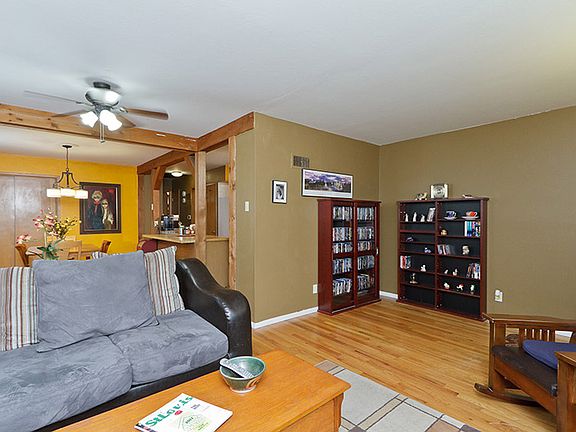 3rd image of 6466 Plateau Ave