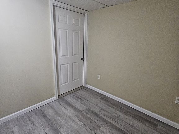 3rd image of 48 Lincoln Ave #6