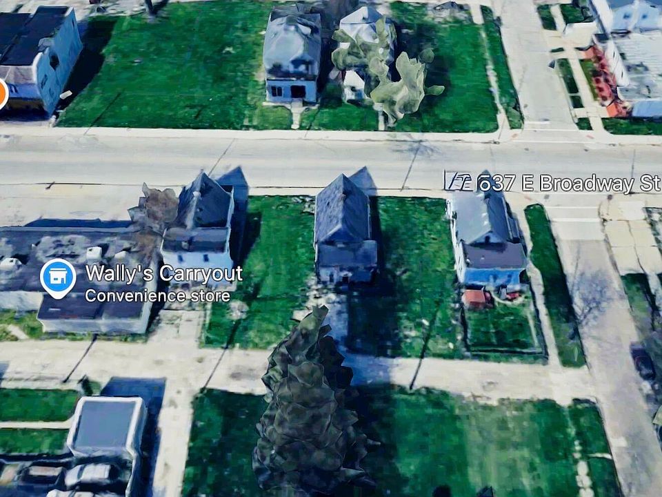 2nd image of 537 E Broadway St