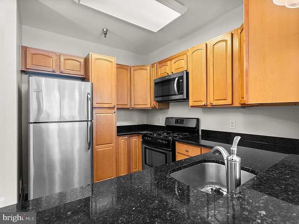 1st image of 38 Maryland Ave Unit 405