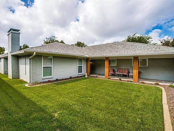 4th image of 3112 Brookshire Dr
