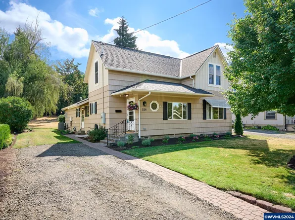 328 Mill St, Silverton, OR 97381