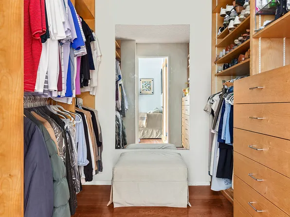 445 5th Avenue image 5 of 10