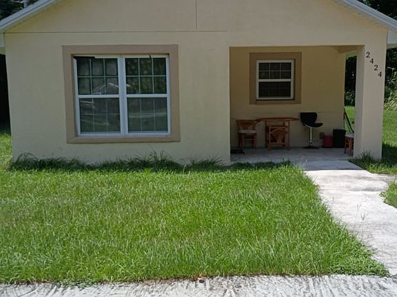 3rd image of 2424 Orange Ave #2
