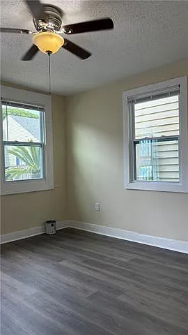 4326 Annunciation St — Photo 2