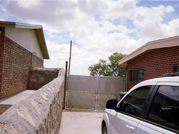 3rd image of 8800 Comet St #2