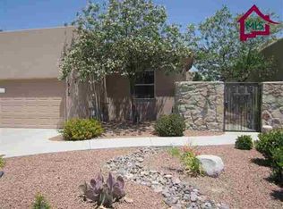 1512 Fairway Village Dr, Las Cruces, NM 88007