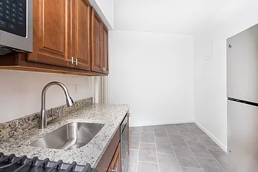 Rented by Living New York