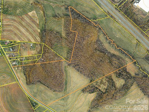 3rd image of 3078 Summerow Rd