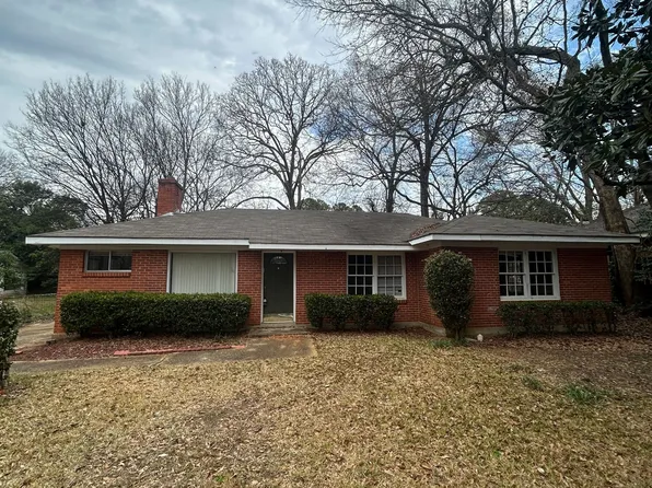 3575 N Wareingwood Dr, Montgomery, AL 36109