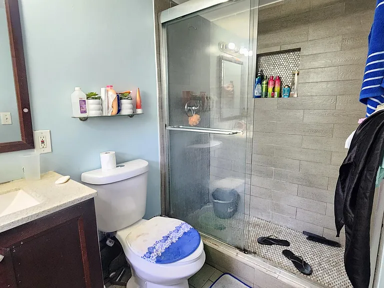 214 SW 1st St #I-2 — Photo 13