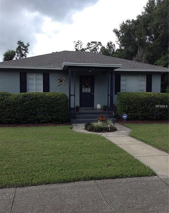 1st image of 906 W Rich Ave