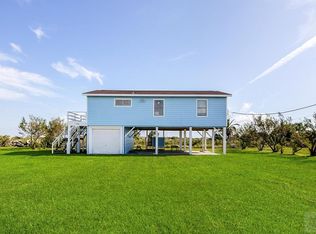 3909 1st St, Galveston, TX 77554