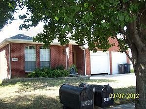 1st image of 4820 Park Brook Dr