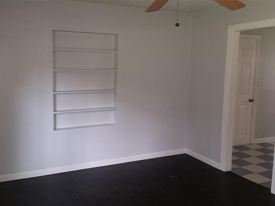 2nd image of 4108 Kelly Ave #1