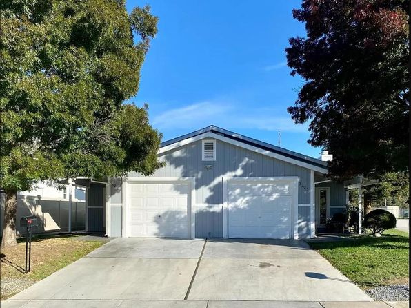 3203 Luscutoff Ct