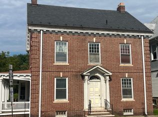 42 N Front St APT D, Milton, PA 17847