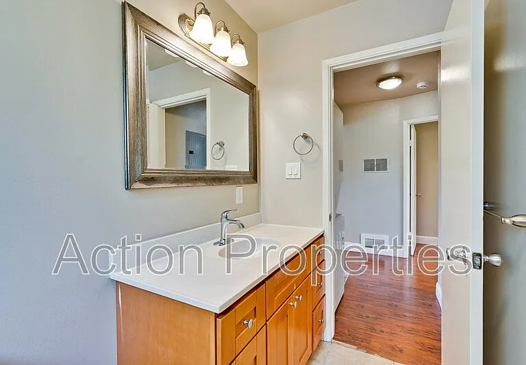 4545 Moorpark Ave #2 — Photo 16