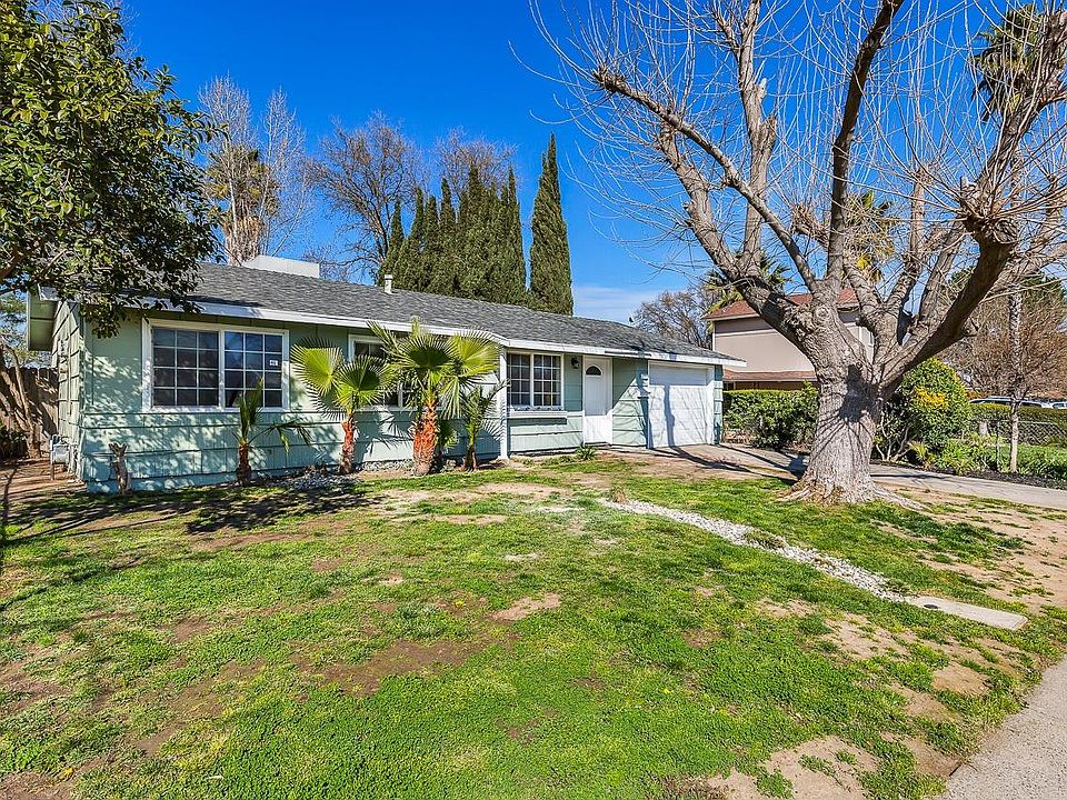 1st image of 3831 Bainbridge Dr