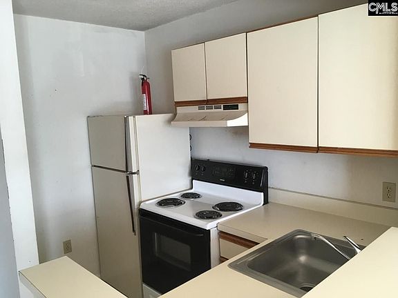 2nd image of 1600 Park Cir APT 1012