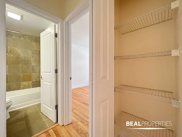 625 W Wrightwood — Photo 37