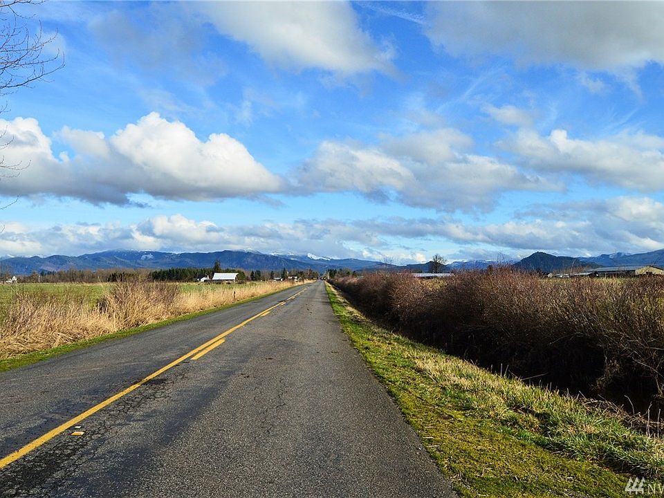 2nd image of 44408 196th Ave SE