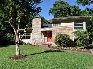 1542 Overbrook Rd, Burlington, NC 27215