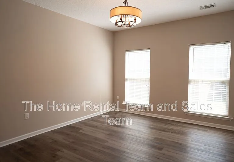 10 Arbors Cir — Photo 24