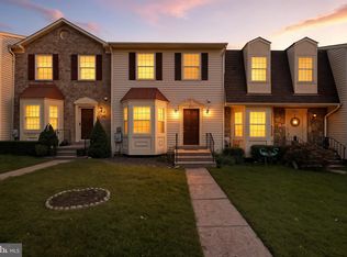 2724 Hunters Gate Ter, Silver Spring, MD 20904