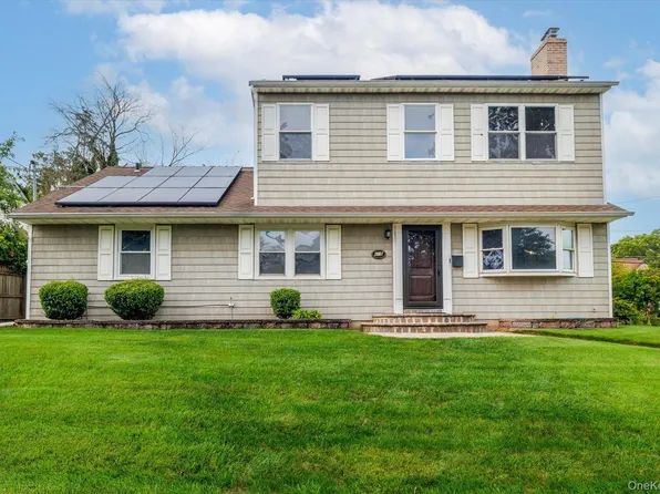 685 John Street, Baldwin, NY 11510
