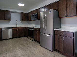 (Undisclosed Address), Lansing, IL 60438