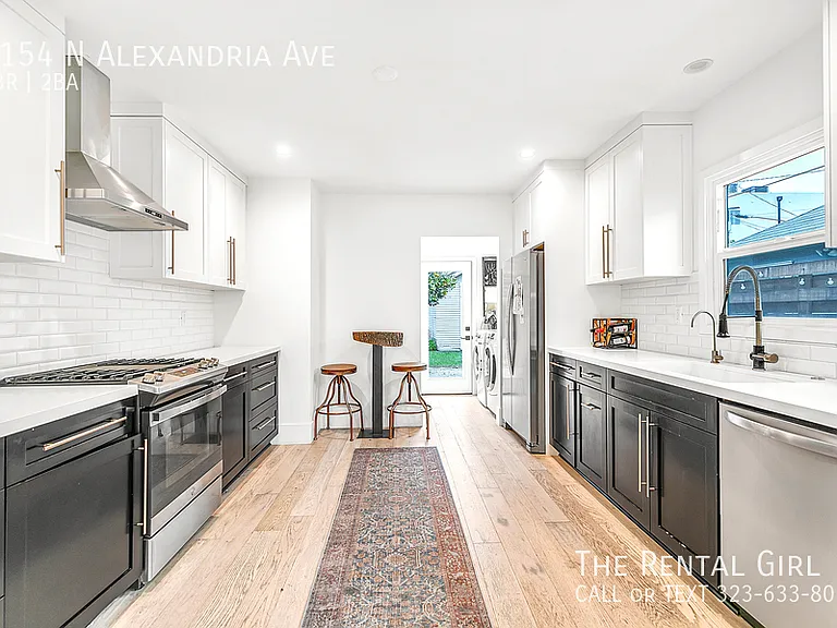 1154 N Alexandria Ave — Photo 15