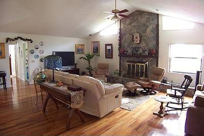 2nd image of 2110 N Golfview Dr