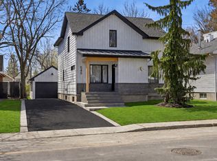 545 Rue De Springfield, Longueuil, QC J4V 1X9