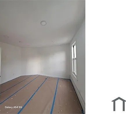4 bed, 1400 sqft, $4,060 — Photo 3