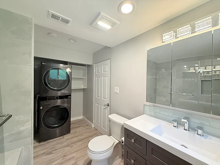 545 S Calle Amigos #A — Photo 9