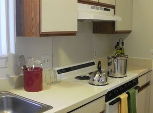 3224 Chelsea Cir, Ann Arbor, MI 48108