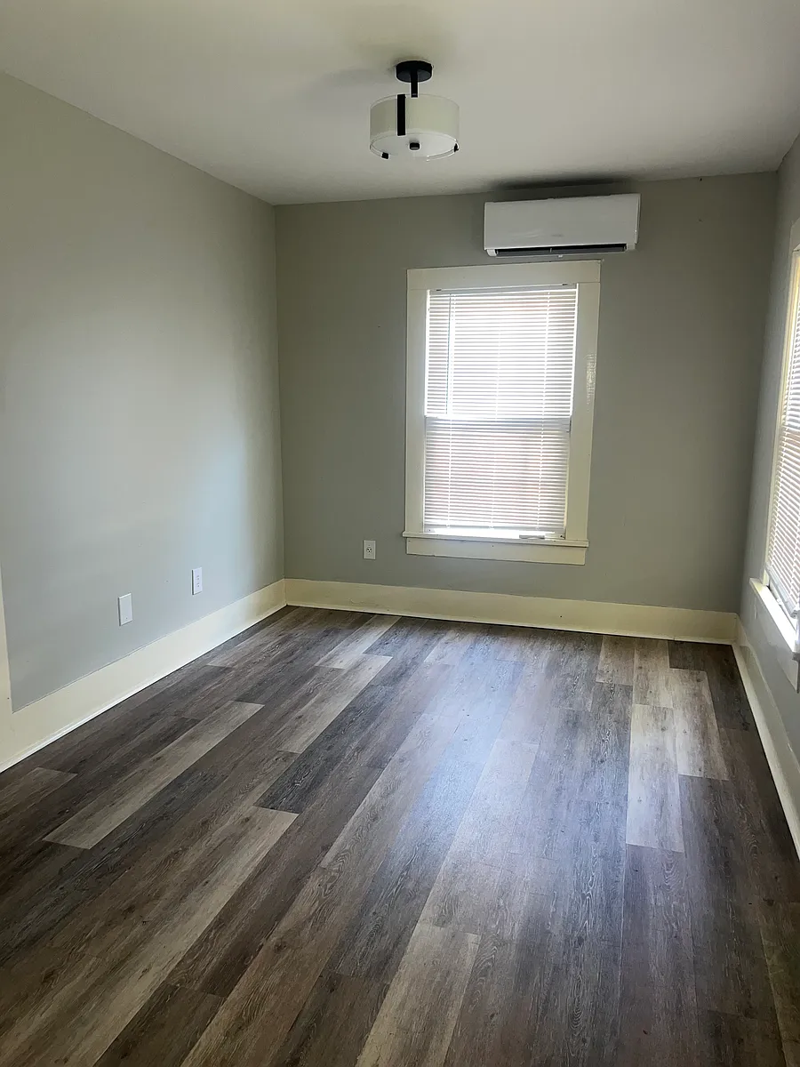 Building Photo - 232 Pecan St #B