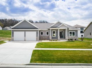 1406 Schoepp Ln, Cross Plains, WI 53528