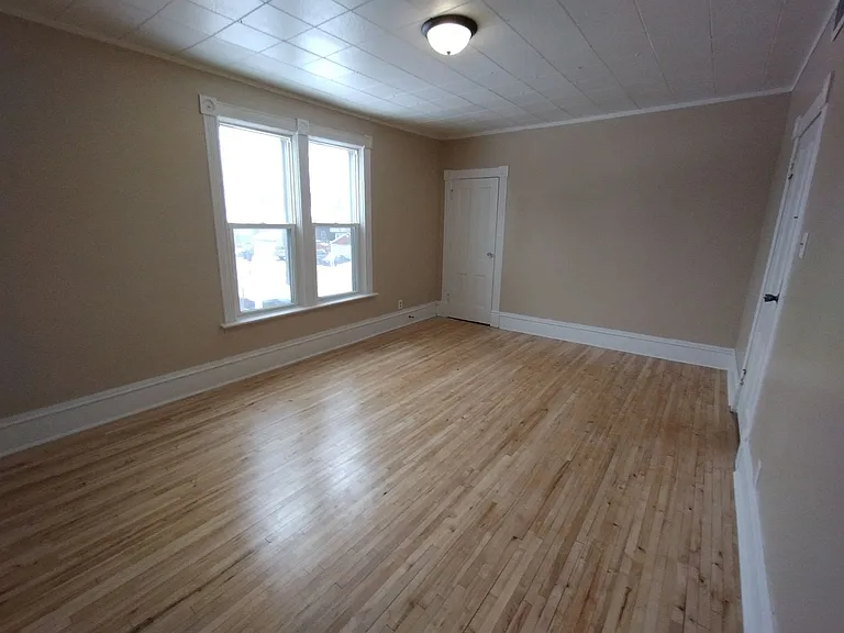 2013-2015 John Ave — Photo 31