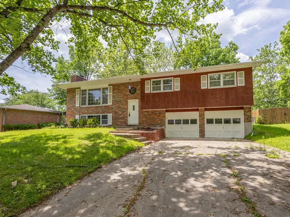 1217 Jake Ln, Columbia, MO 65203