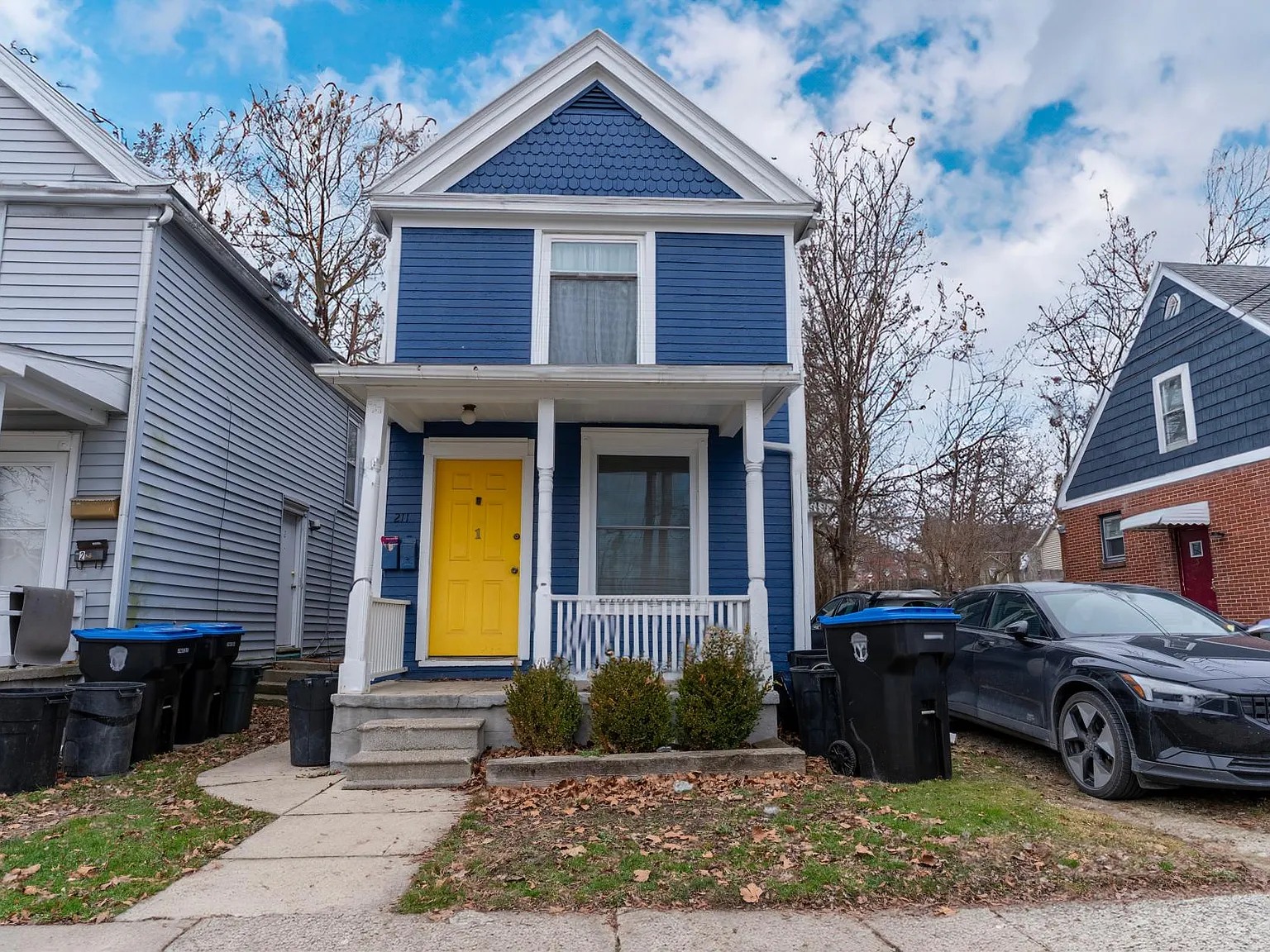 1 bed, 700 sqft, $1,200 — Photo 1