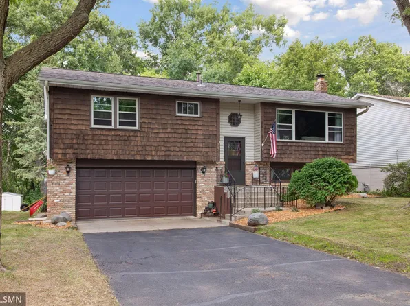 2091 Burke Ave E, North Saint Paul, MN 55109