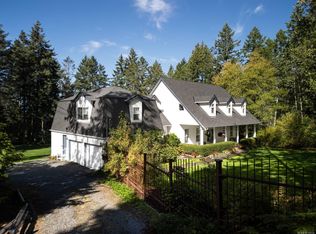 560 Salmon Rd, North Saanich, BC V8M1S5