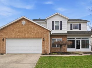 661 Willow Point Ct, Troy, OH 45373
