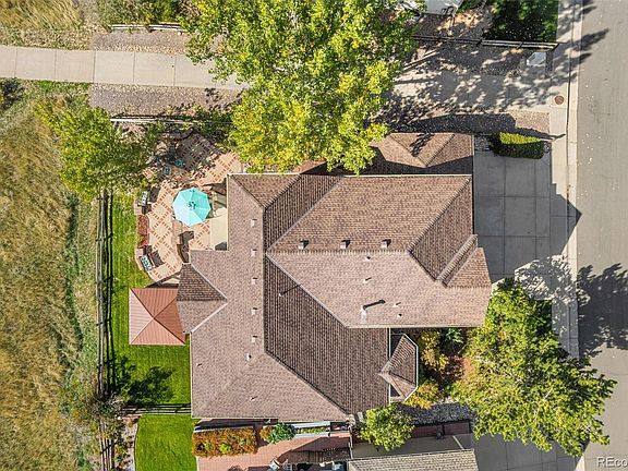3rd image of 10275 Baneberry Place