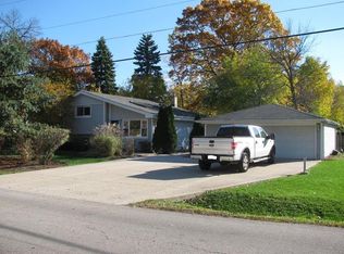 260 Sunnyside Ave, Wood Dale, IL 60191