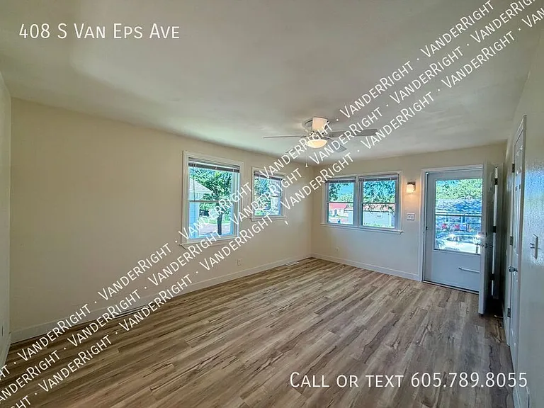 408 S Van Eps Ave — Photo 5