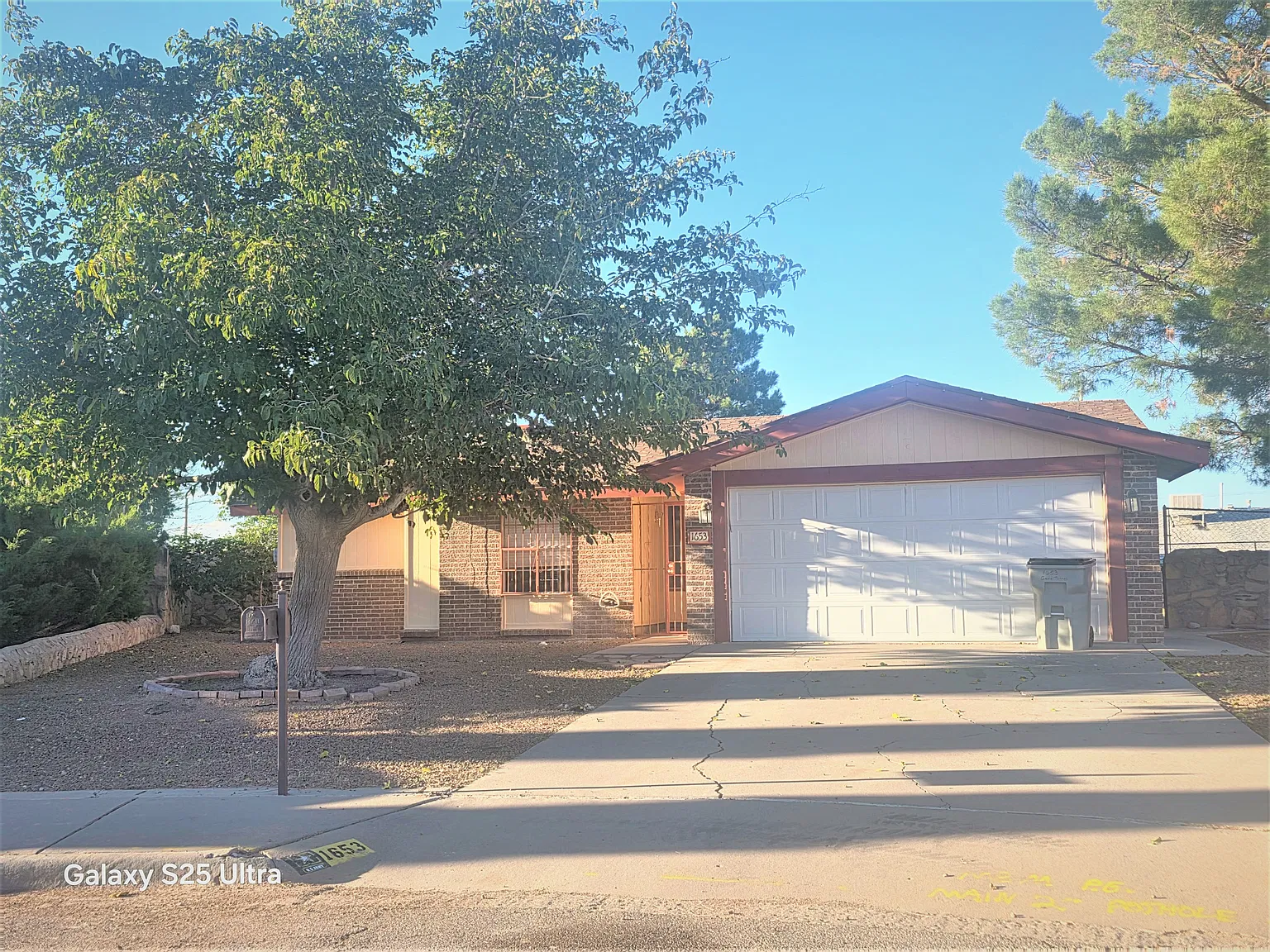 1653 Gene Torres Dr — Photo 1