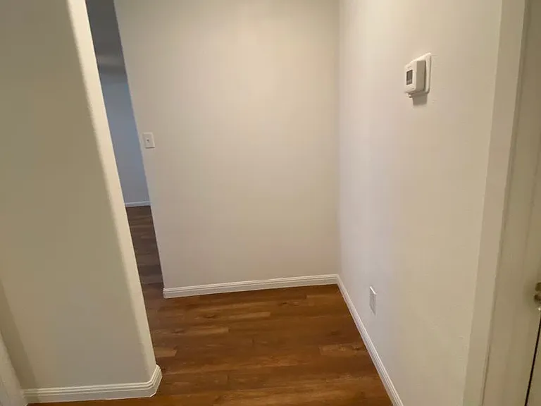 1500 Zephyr Ln — Photo 8